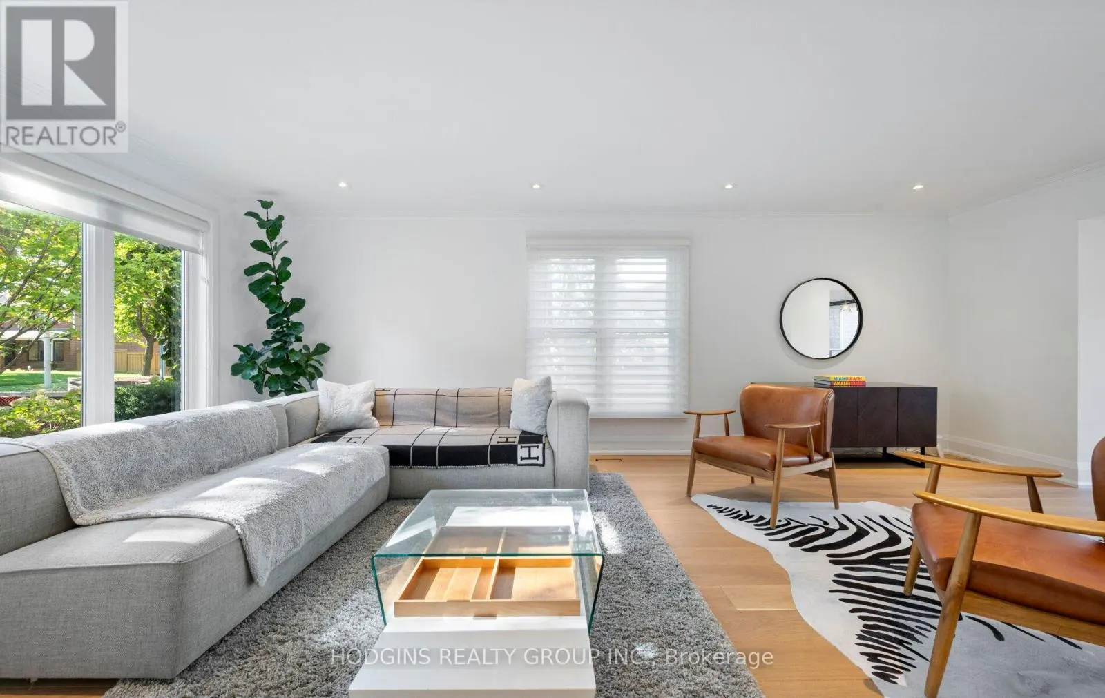 1726 SHERWOOD FORREST CIRCLE