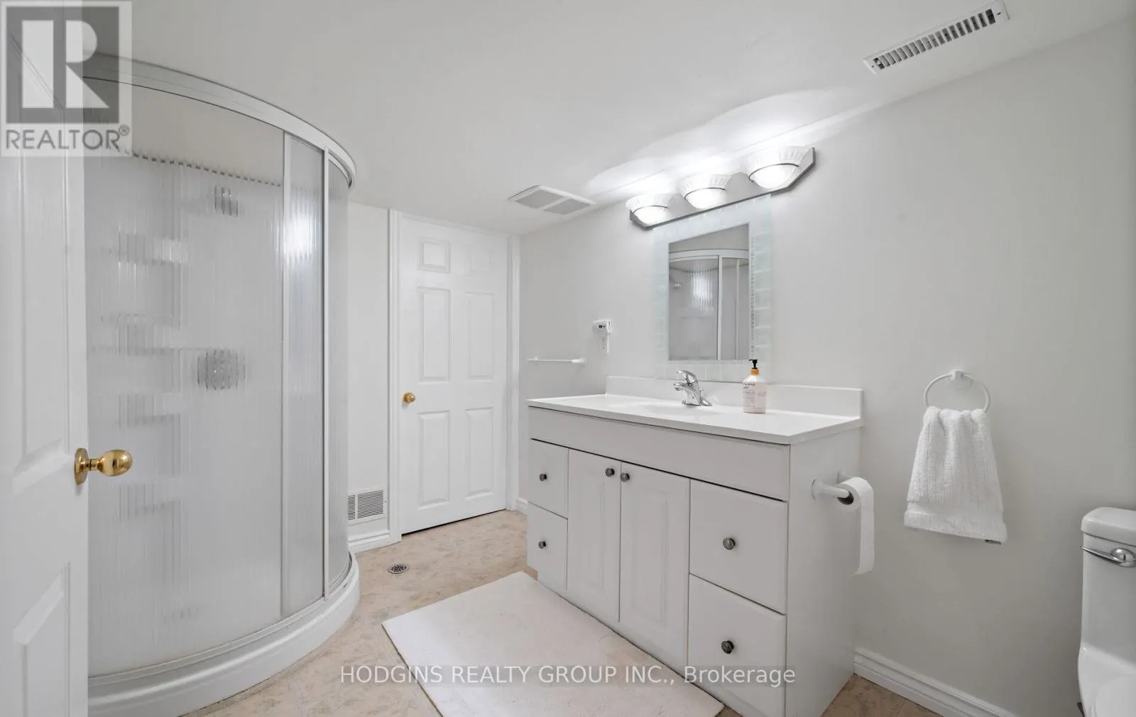 1726 SHERWOOD FORREST CIRCLE