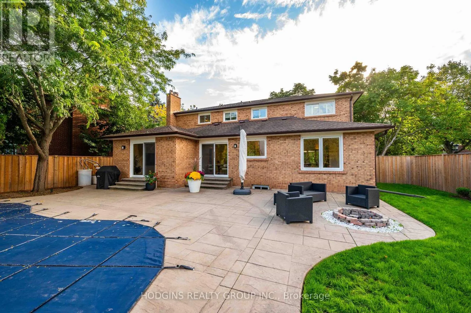 1726 SHERWOOD FORREST CIRCLE