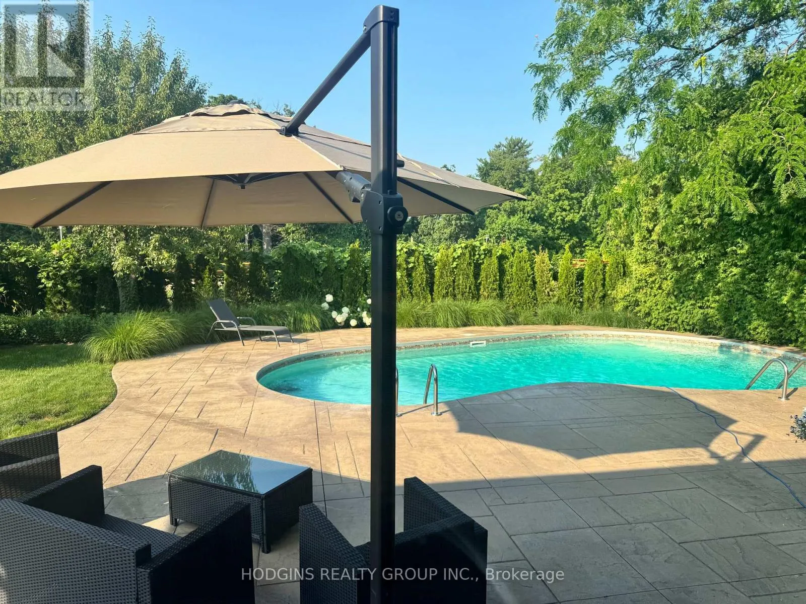 1726 SHERWOOD FORREST CIRCLE