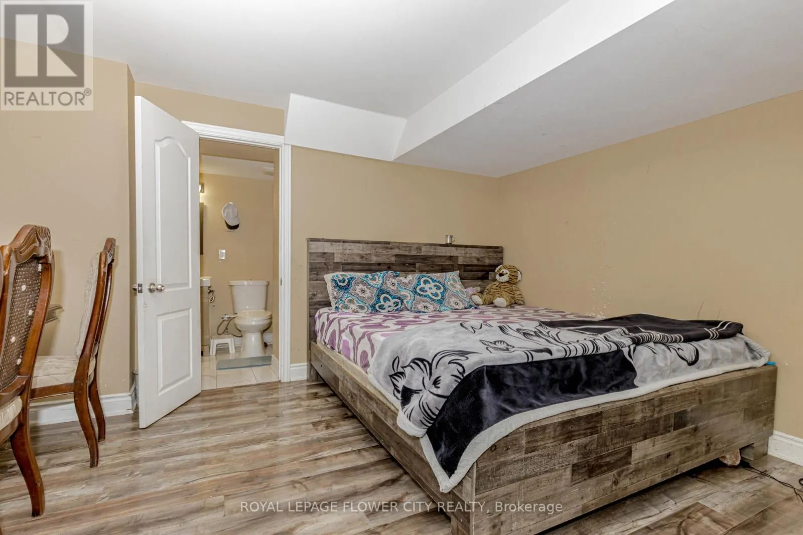 49 SQUIRE ELLIS DRIVE