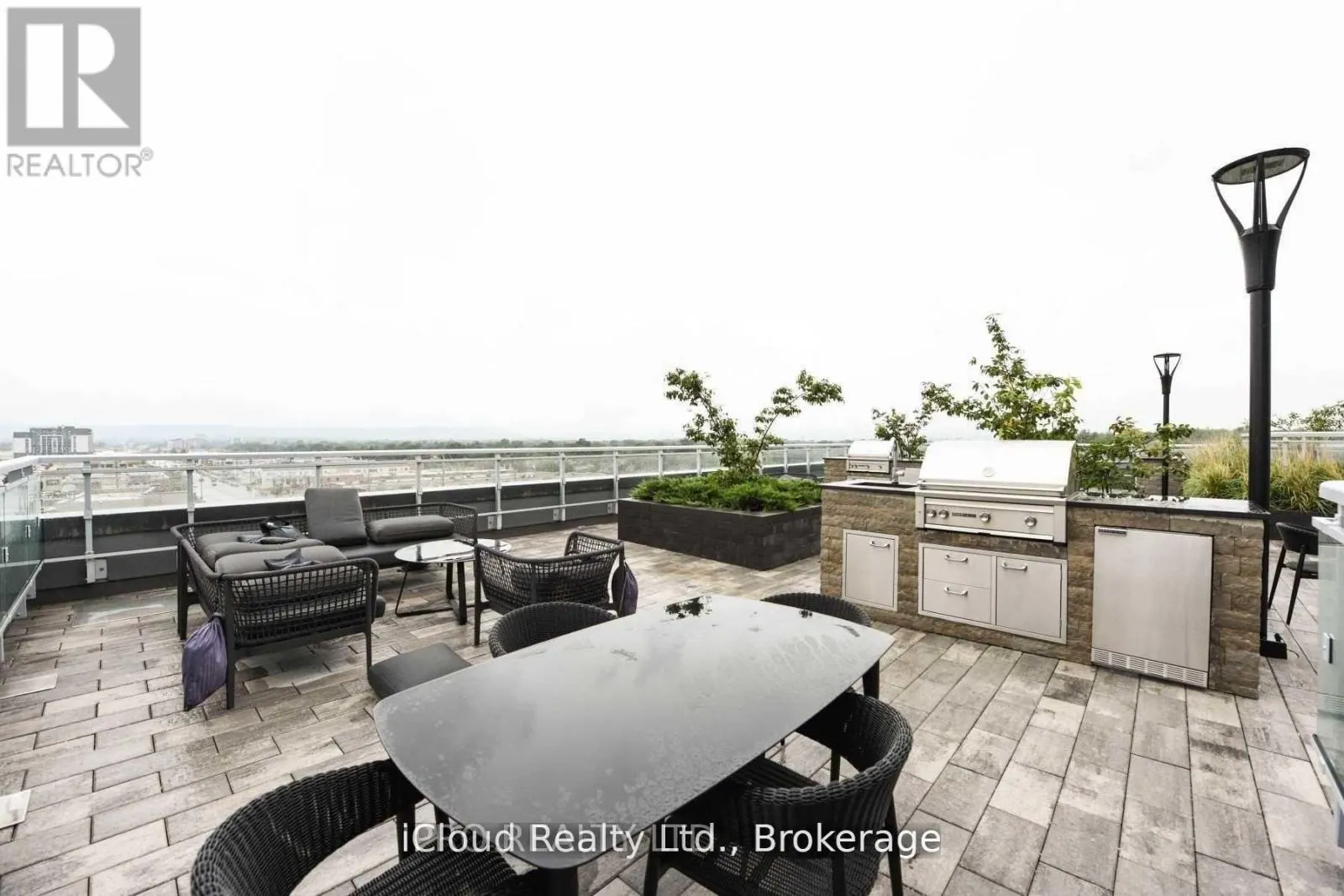 113 - 1050 MAIN STREET E