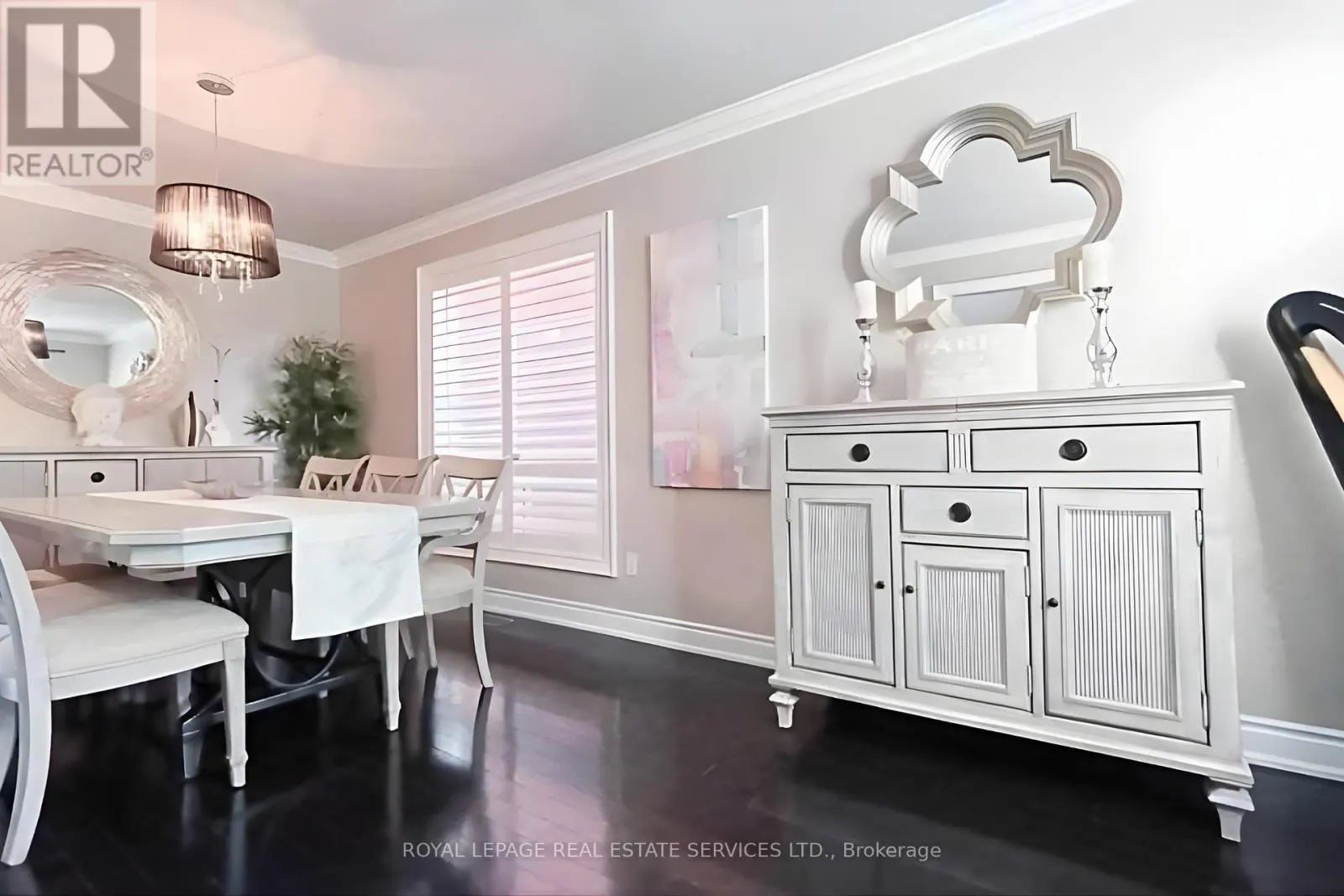 2384 HOLLYBROOK DRIVE