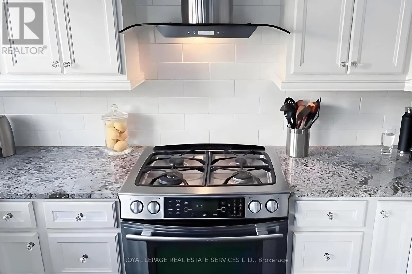 2384 HOLLYBROOK DRIVE