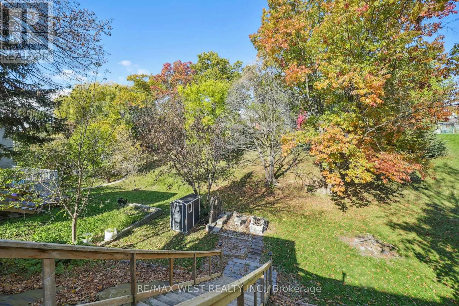 48 ARROWSMITH AVENUE