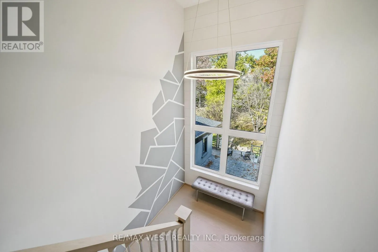 48 ARROWSMITH AVENUE