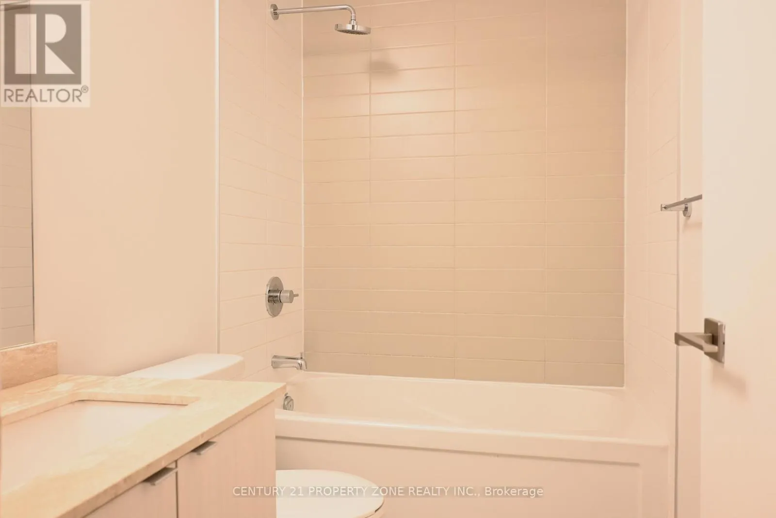 1815 - 4055 PARKSIDE VILLAGE DRIVE