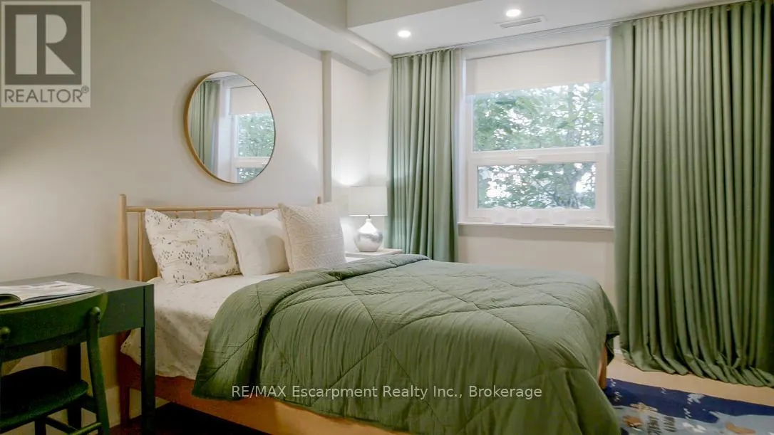 103 - 40 OLD MILL ROAD, #103