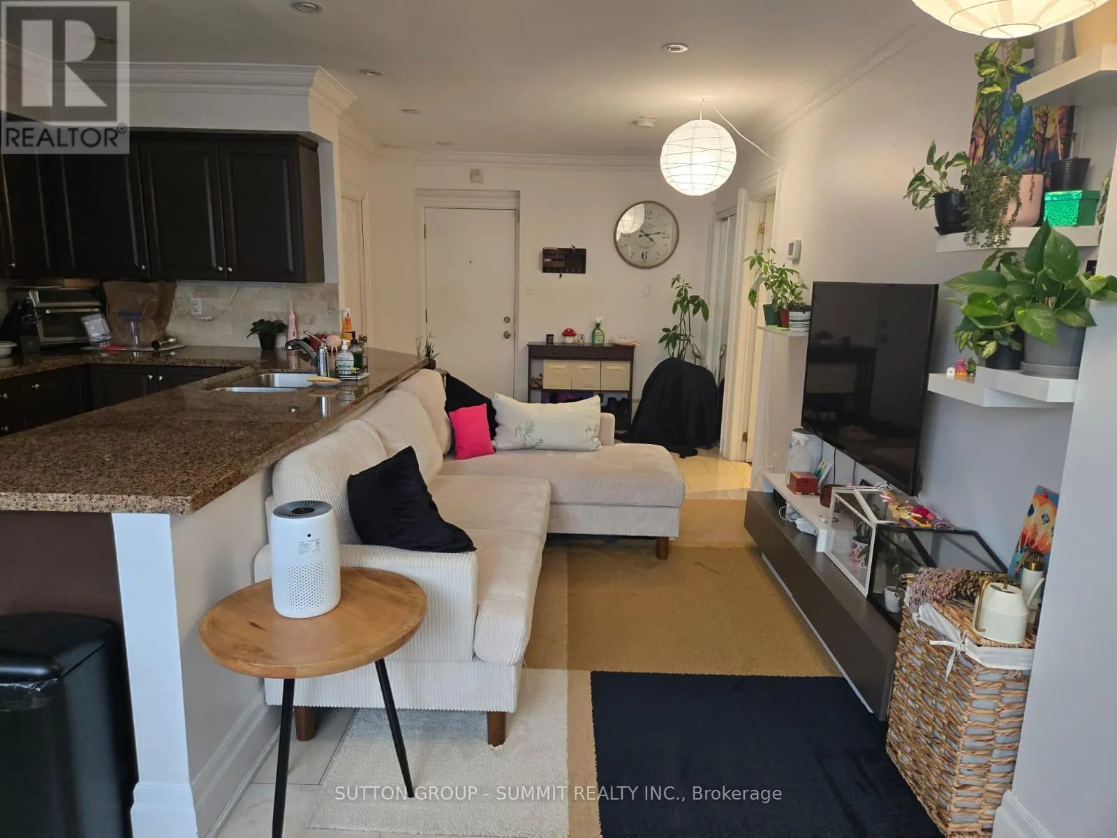 104 - 2615 KEELE STREET