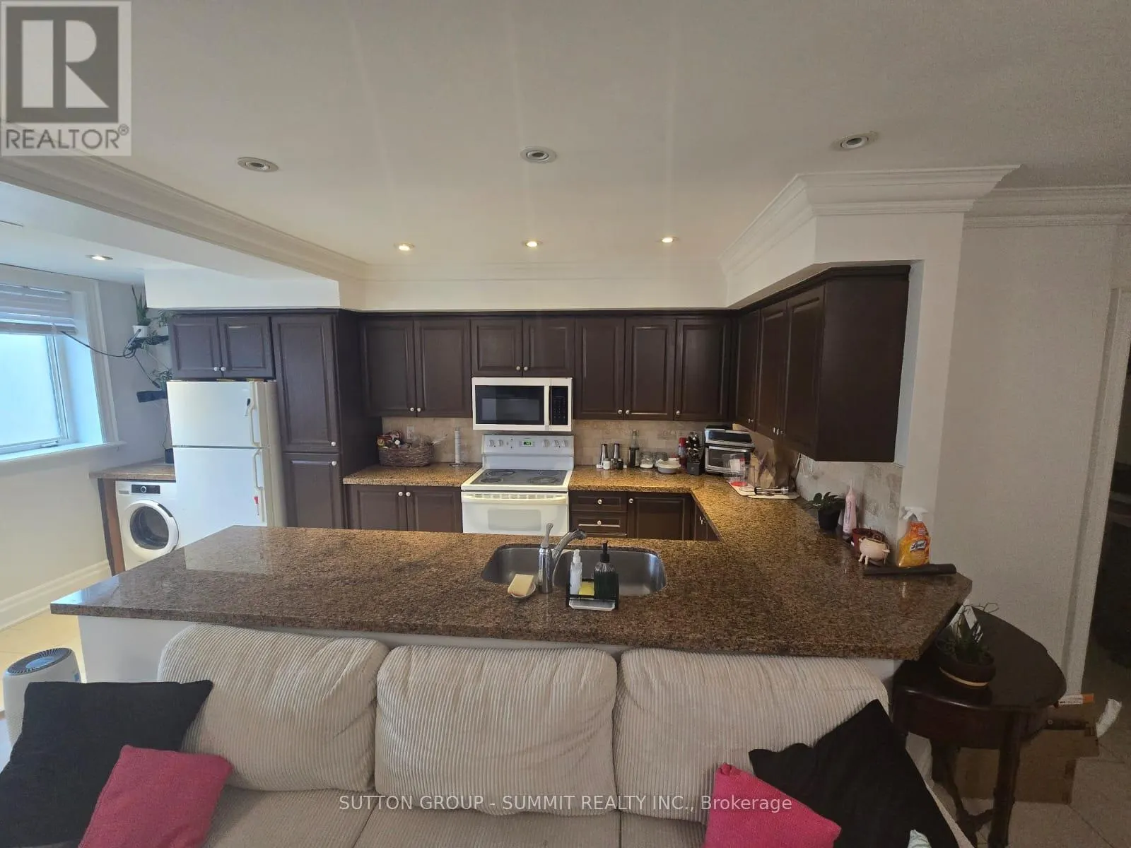 104 - 2615 KEELE STREET