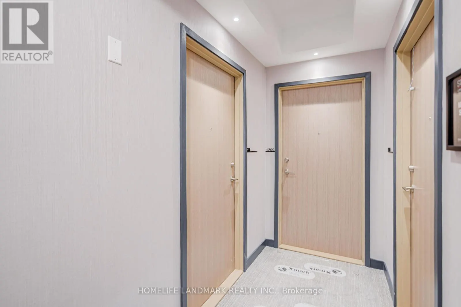 1208 - 395 SQUARE ONE DRIVE