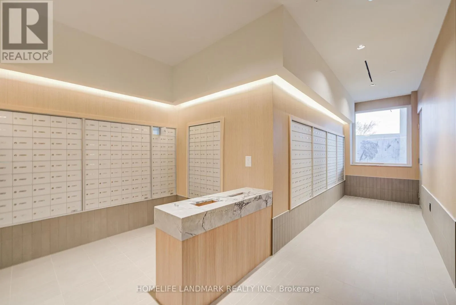 1208 - 395 SQUARE ONE DRIVE