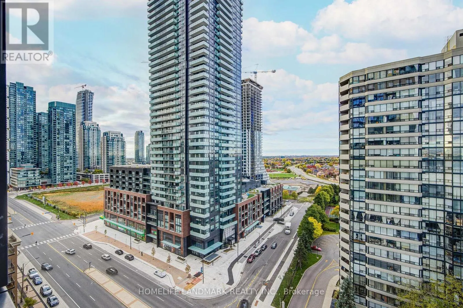 1208 - 395 SQUARE ONE DRIVE