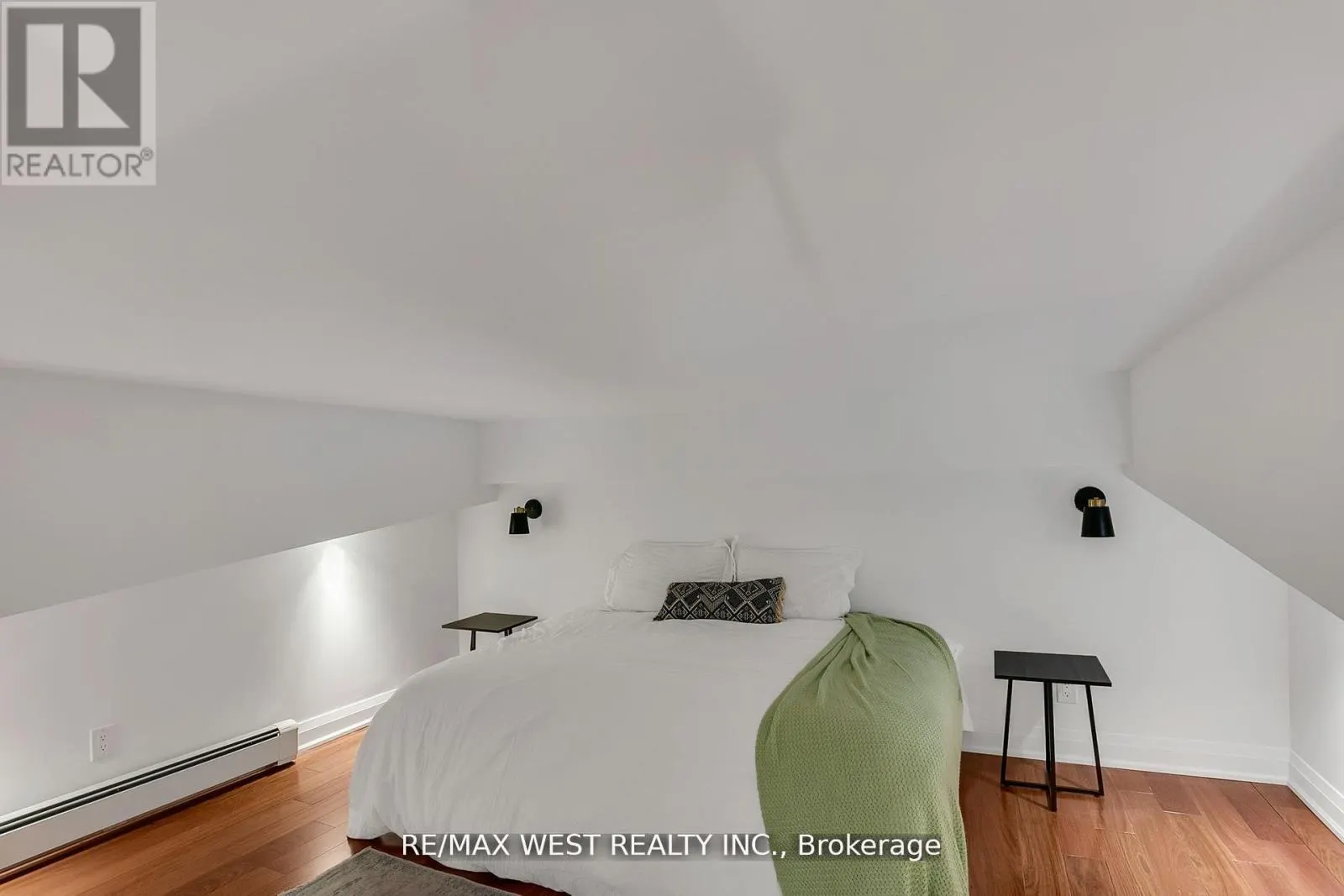 414 CLENDENAN AVENUE