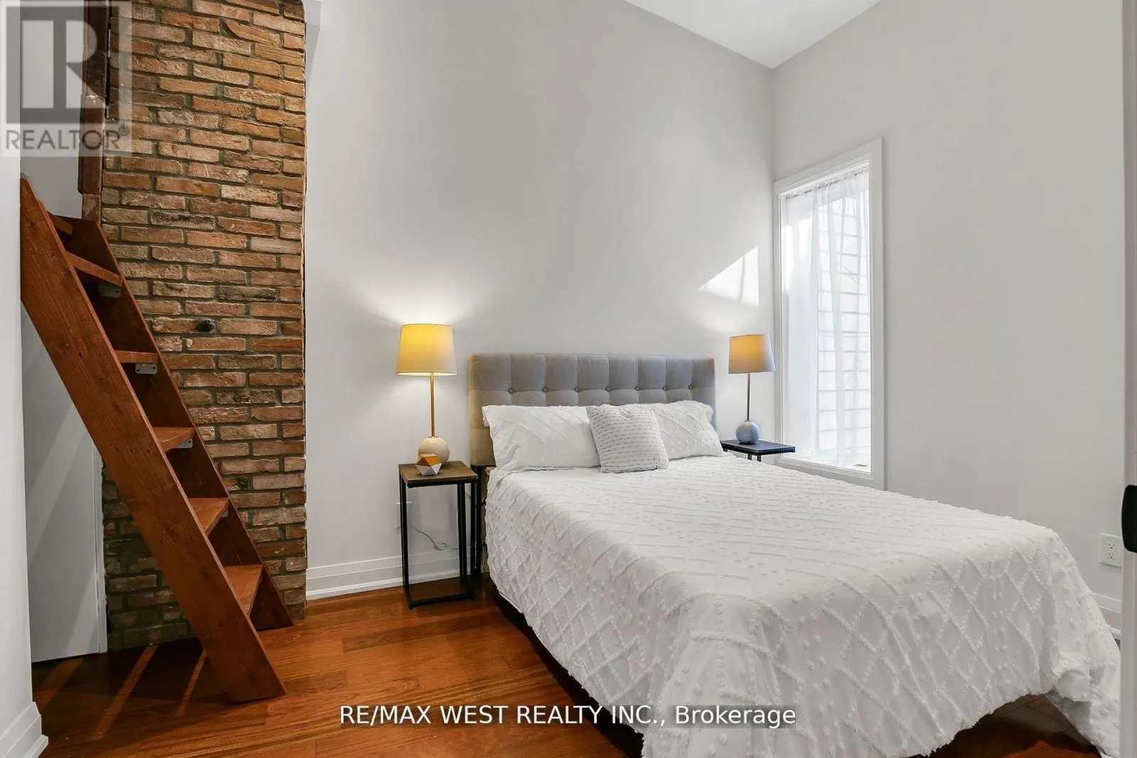 414 CLENDENAN AVENUE