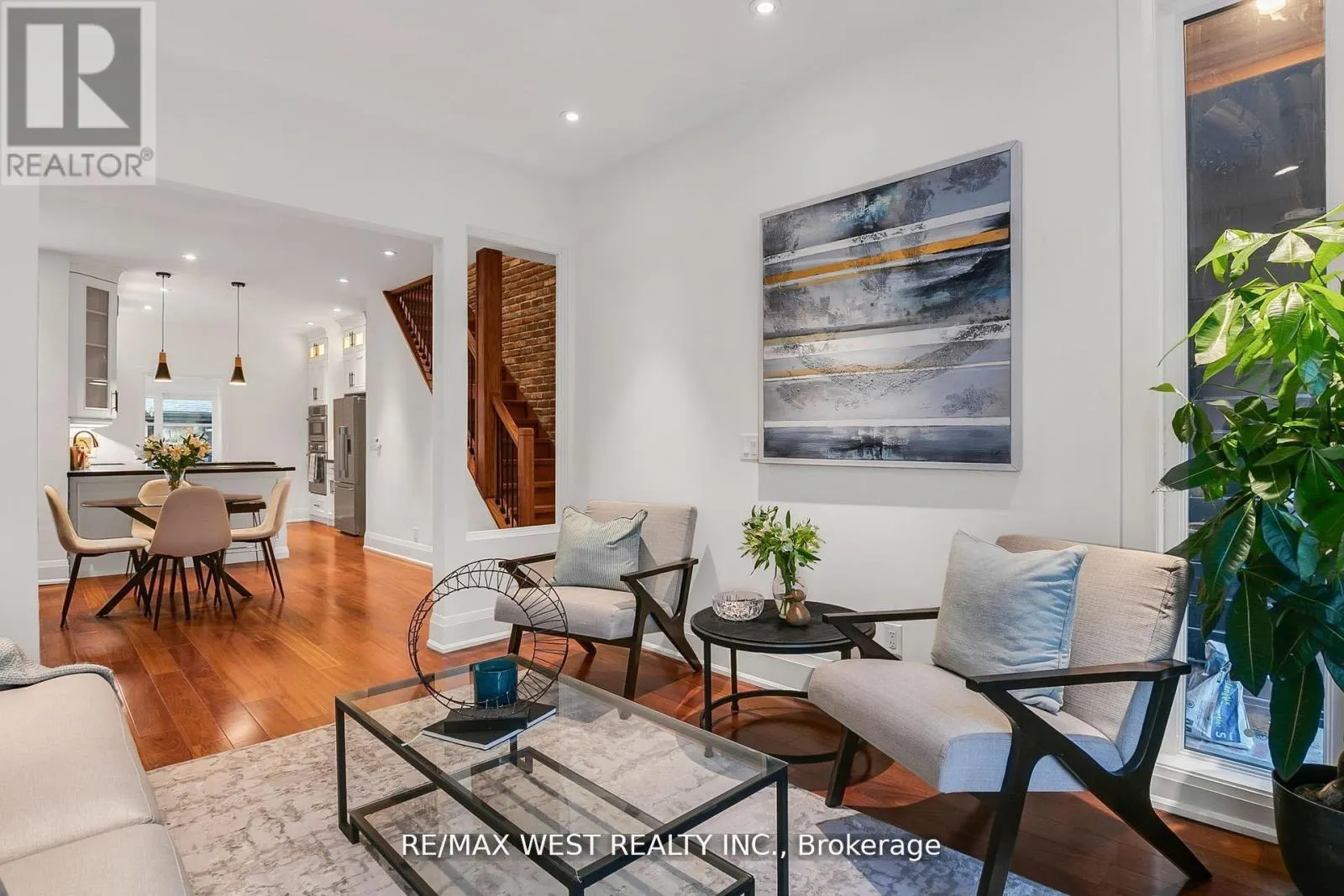 414 CLENDENAN AVENUE