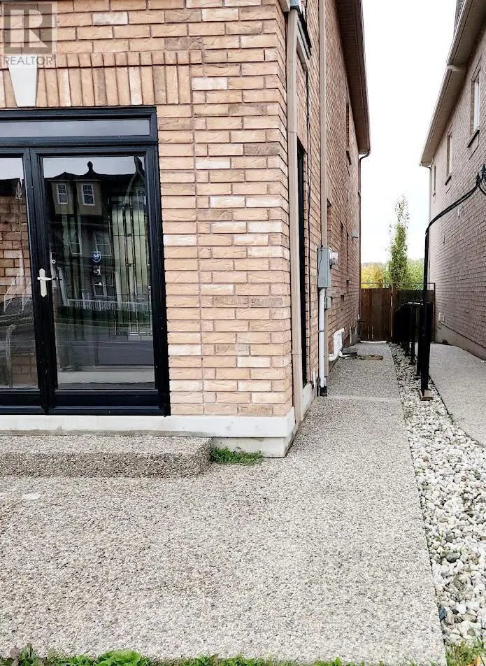 BASEMENT - 1299 LAURIER AVENUE