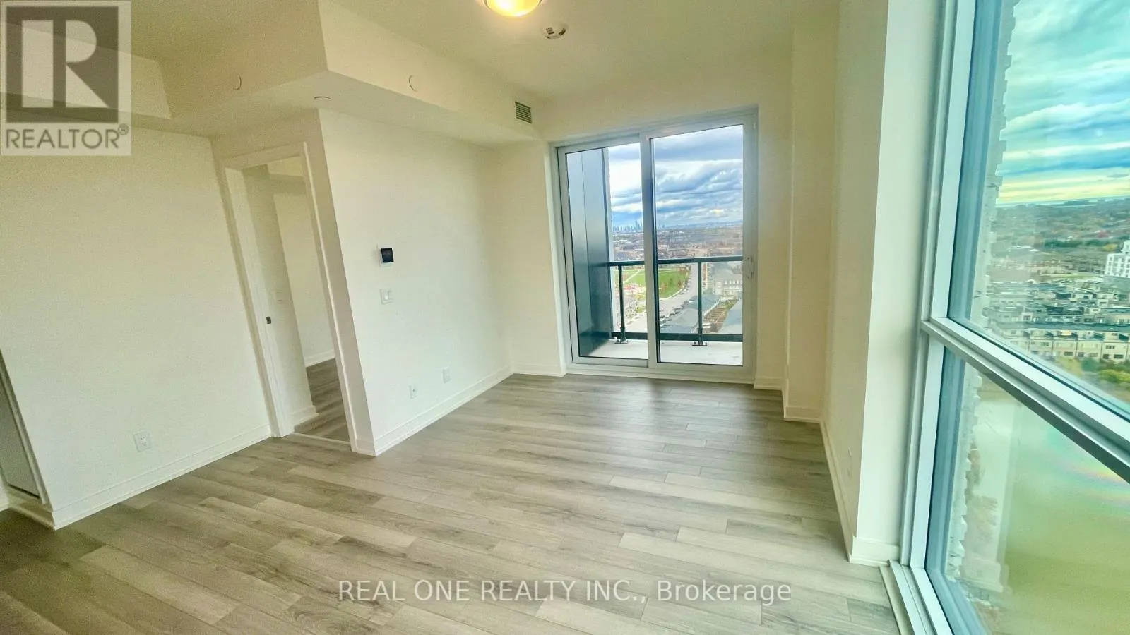 1909 - 3079 TRAFALGAR ROAD