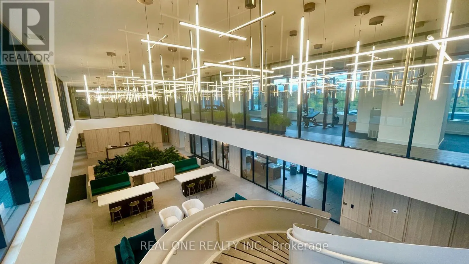 1909 - 3079 TRAFALGAR ROAD