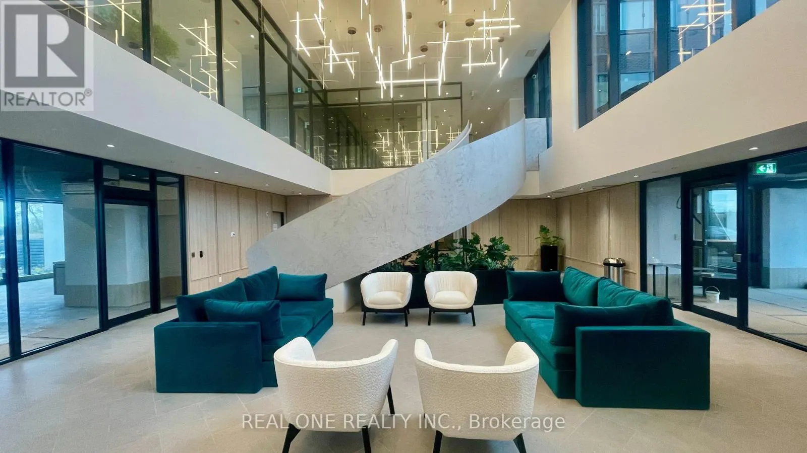 1909 - 3079 TRAFALGAR ROAD