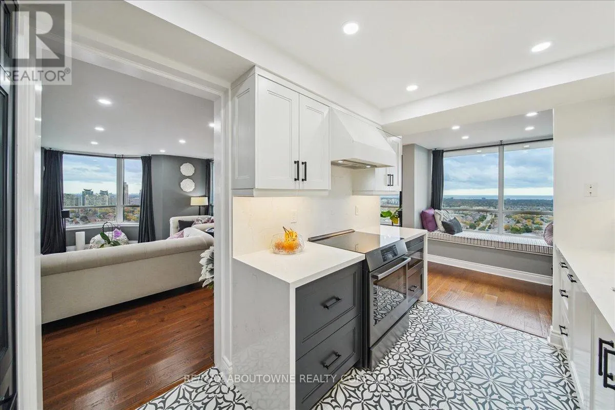 2603 - 550 WEBB DRIVE