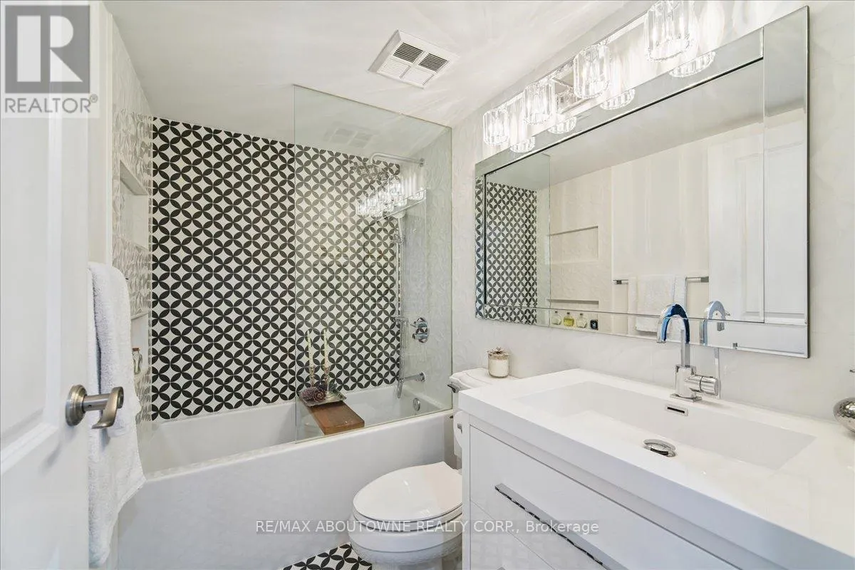 2603 - 550 WEBB DRIVE