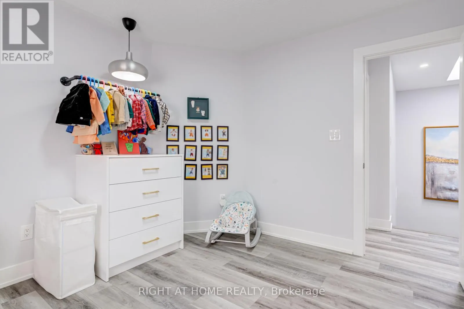 3 FORESTGROVE CIRCLE