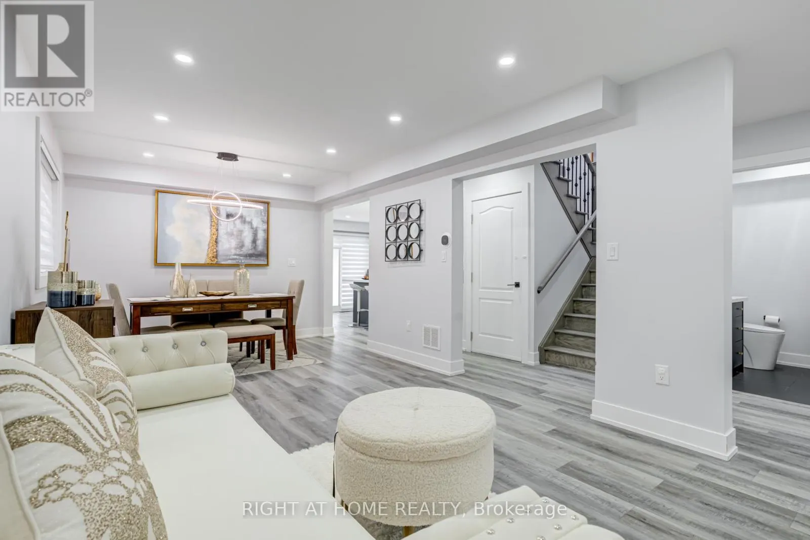 3 FORESTGROVE CIRCLE