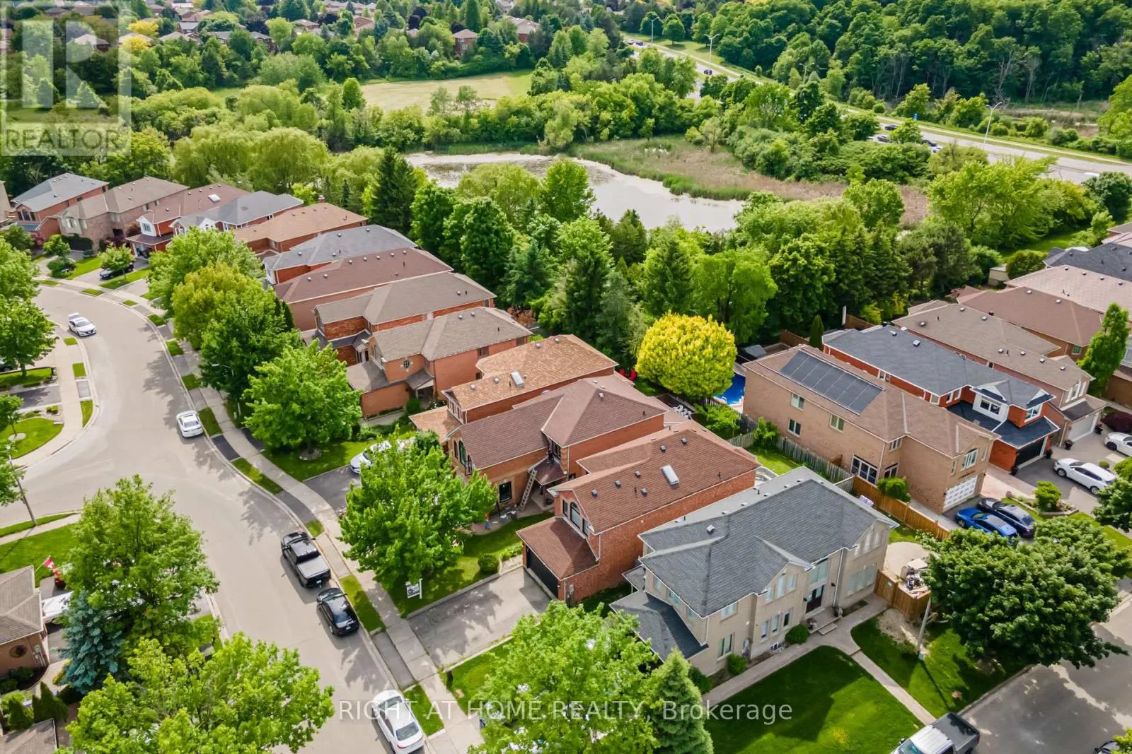 3 FORESTGROVE CIRCLE