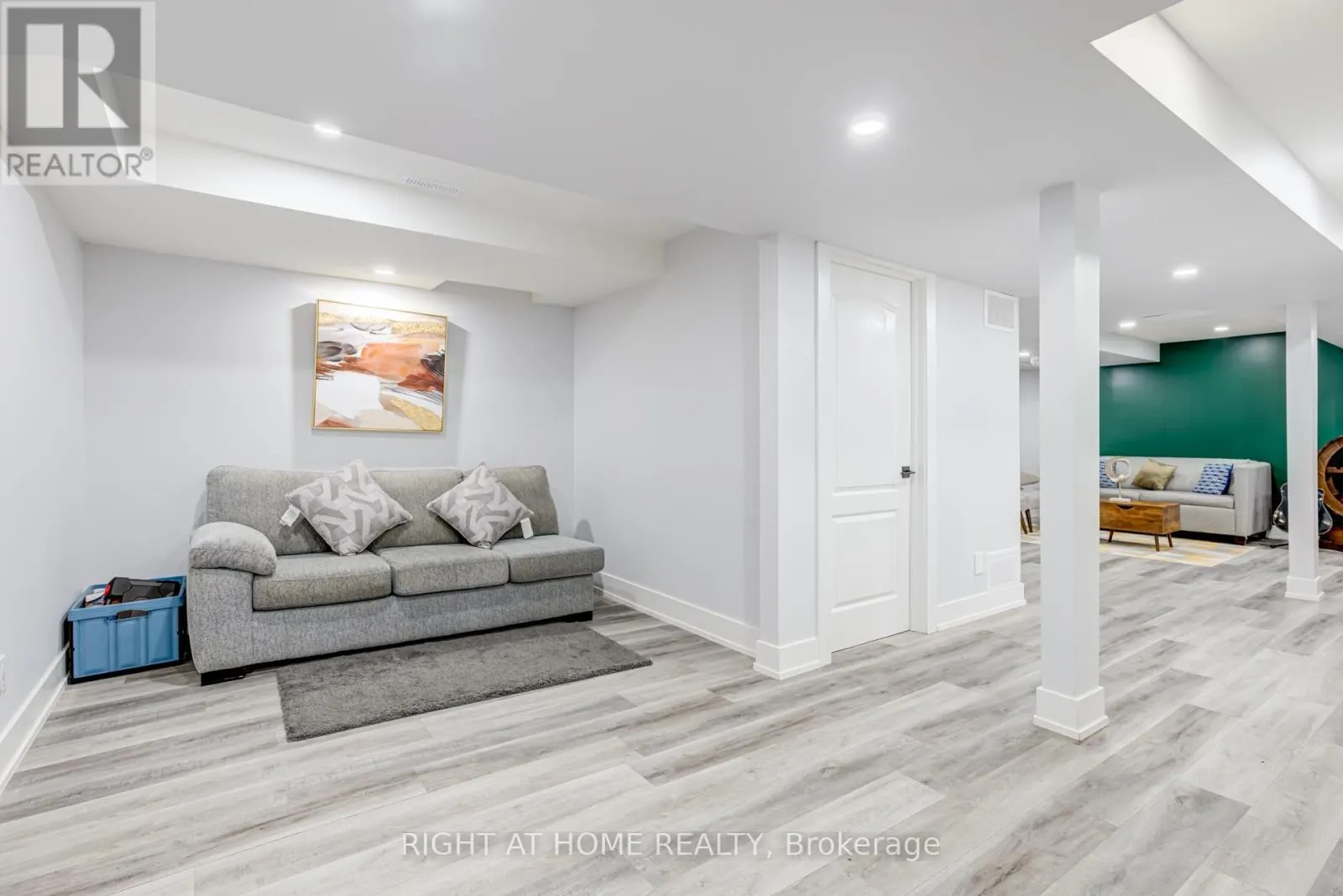 3 FORESTGROVE CIRCLE