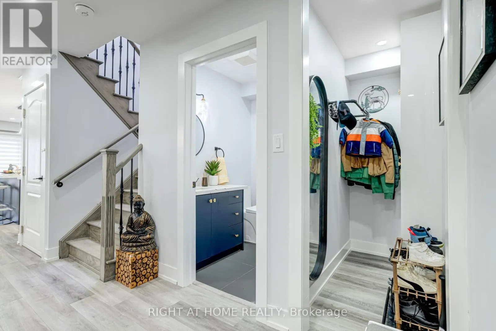 3 FORESTGROVE CIRCLE