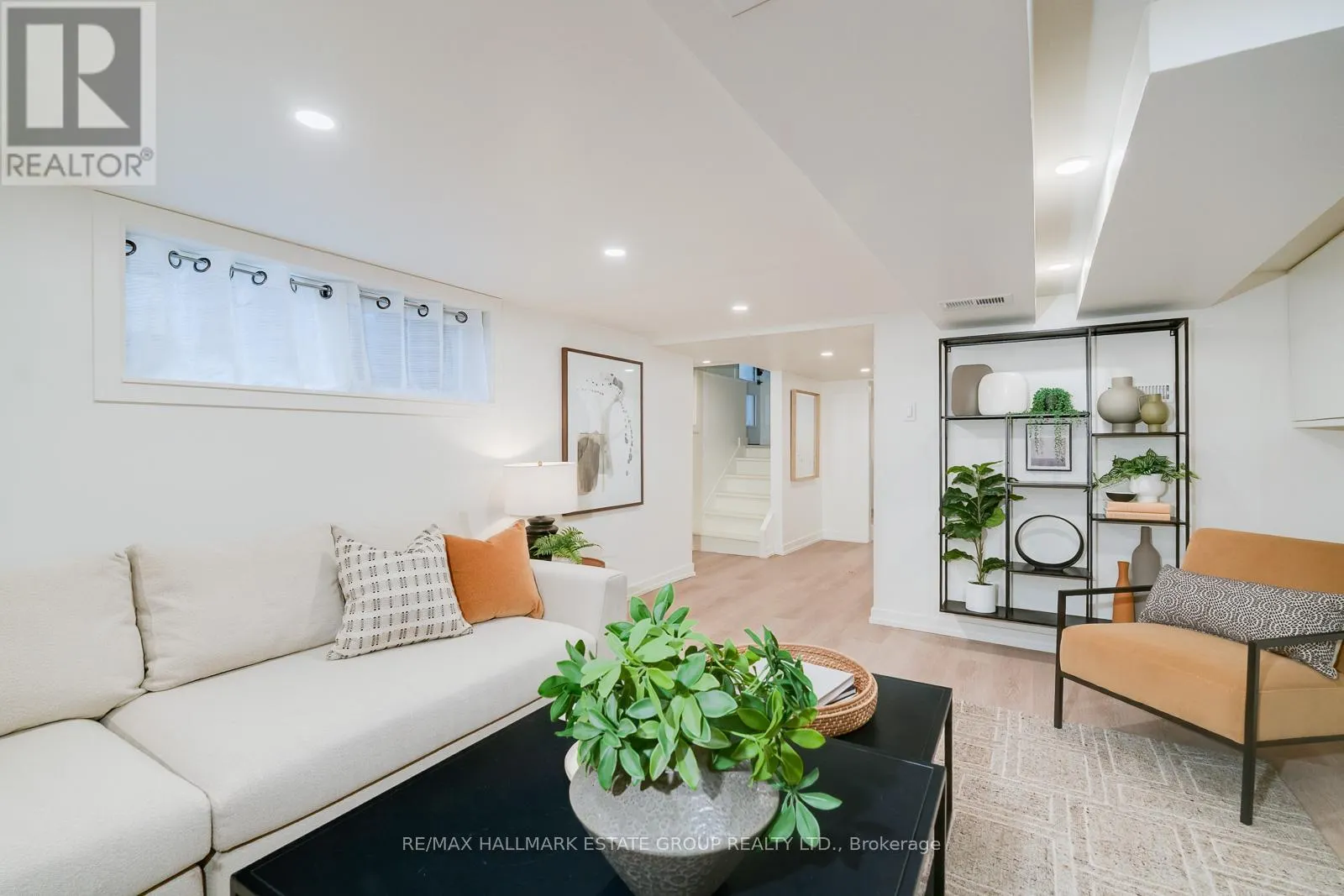 282 EARLSCOURT AVENUE