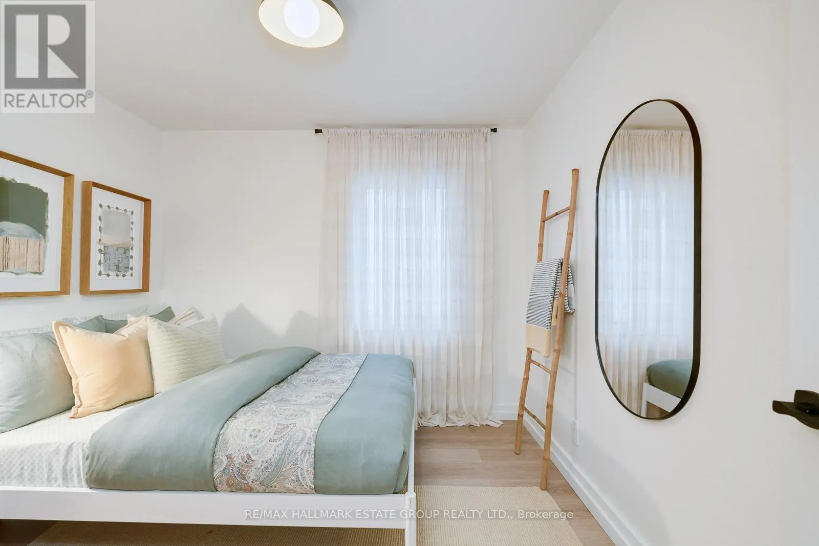 282 EARLSCOURT AVENUE