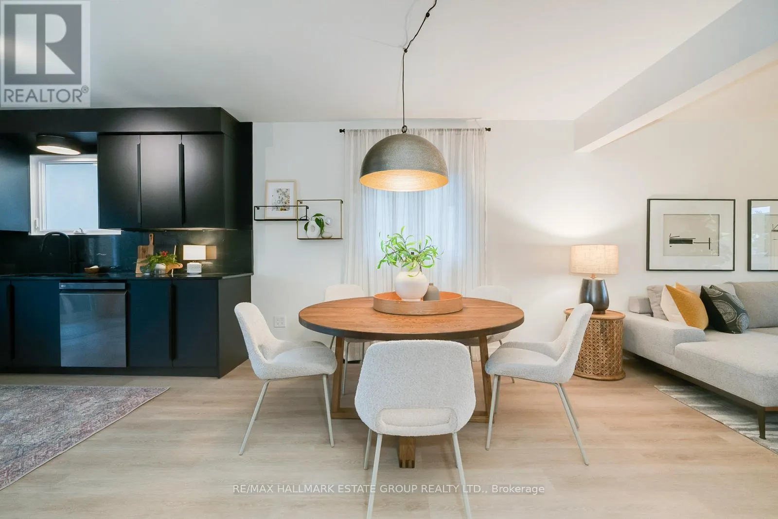 282 EARLSCOURT AVENUE