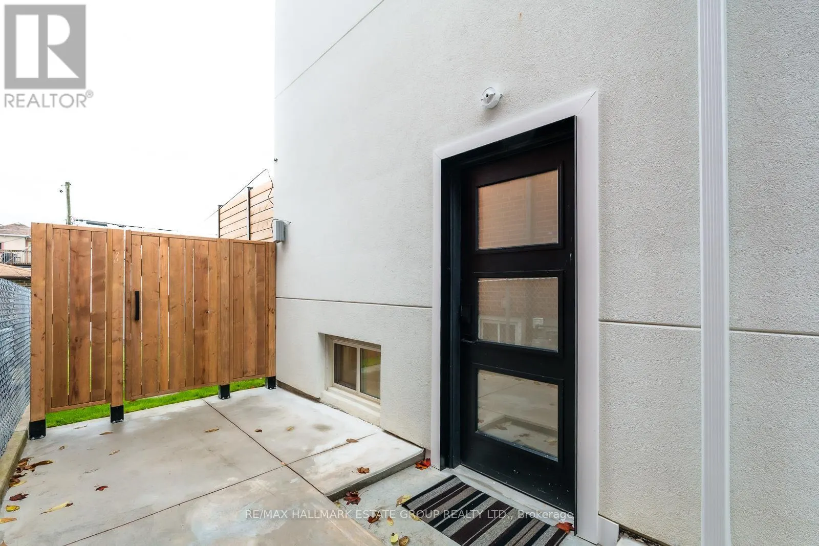 282 EARLSCOURT AVENUE