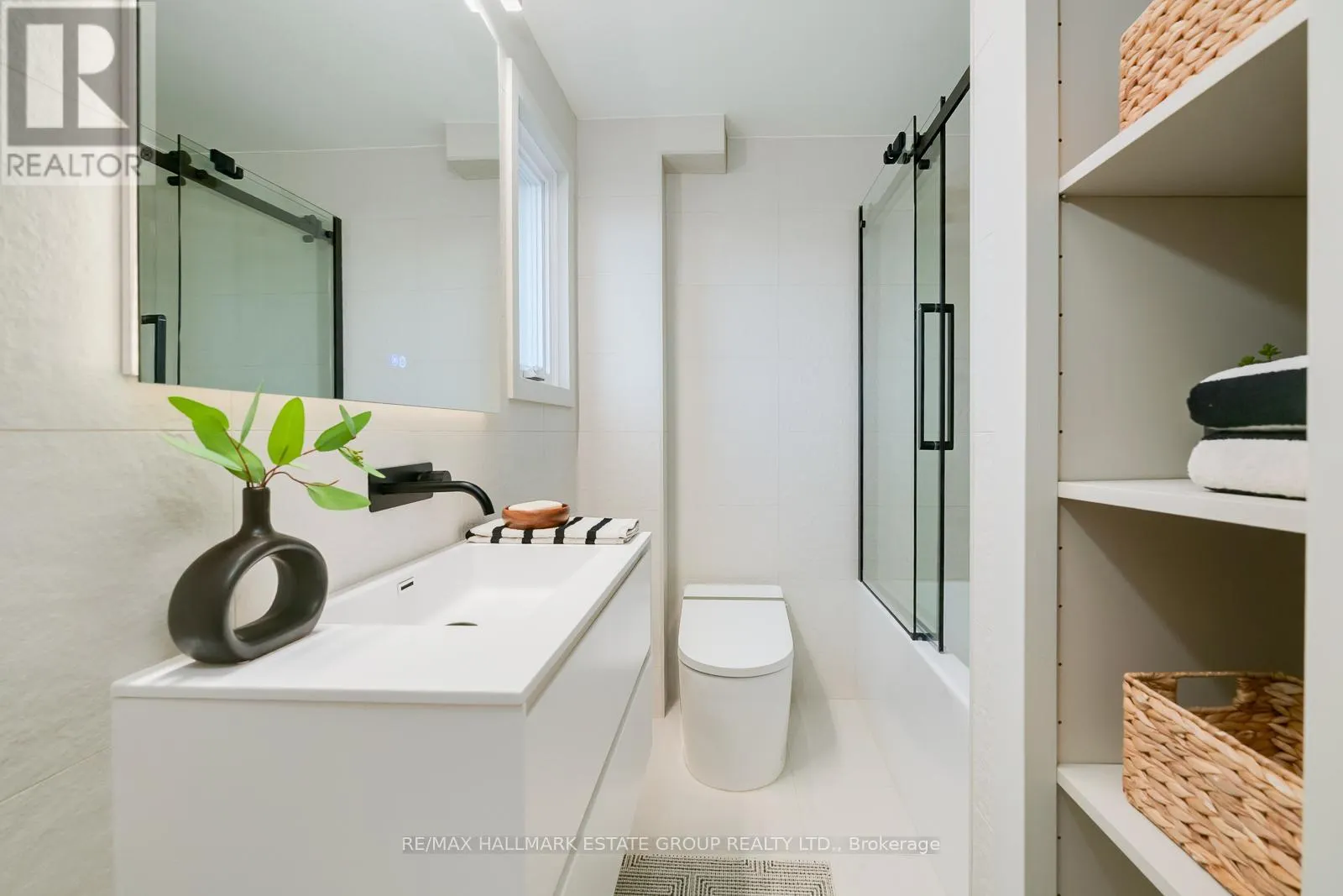 282 EARLSCOURT AVENUE