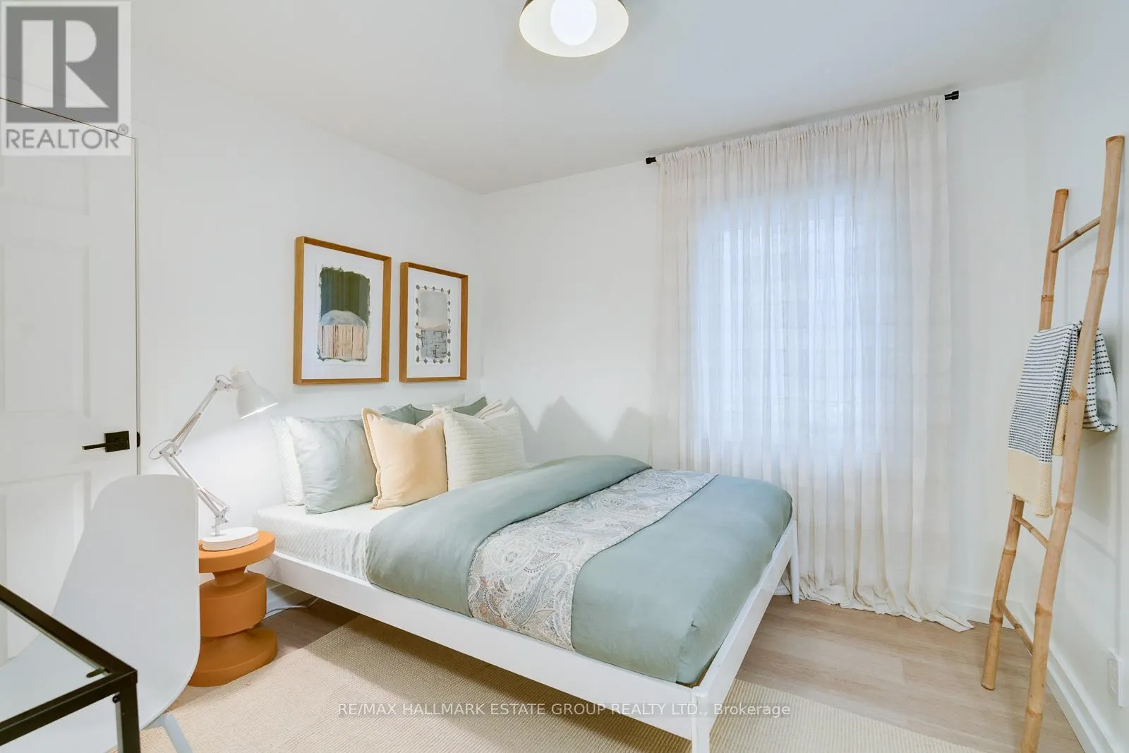 282 EARLSCOURT AVENUE