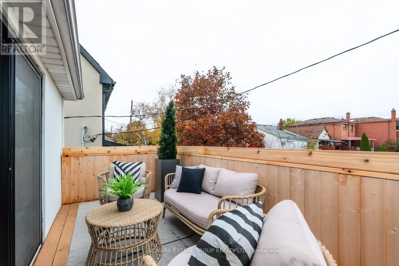 282 EARLSCOURT AVENUE