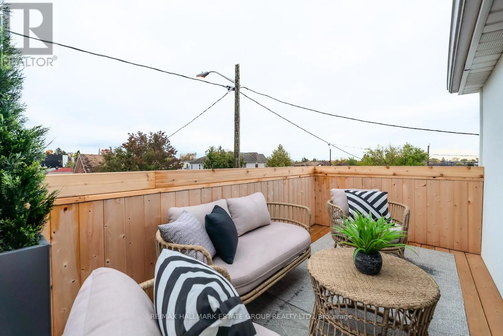 282 EARLSCOURT AVENUE