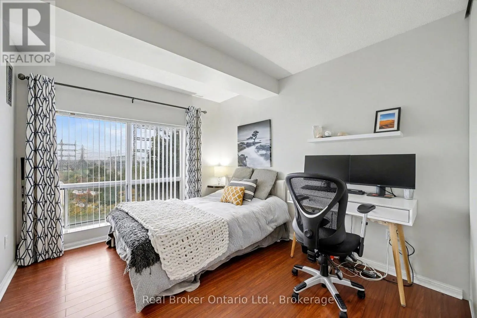 309 - 101 SUBWAY CRESCENT, #309