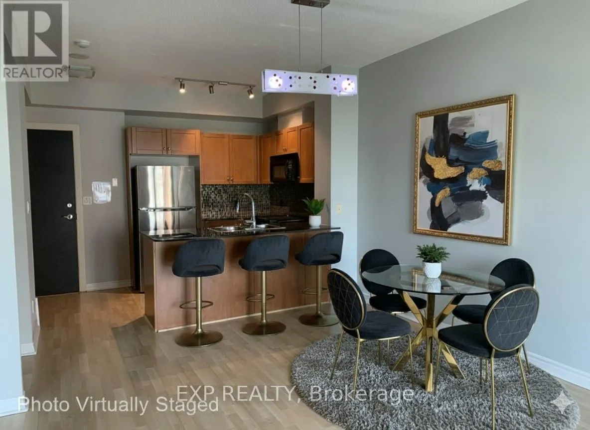 904 - 1359 RATHBURN ROAD E