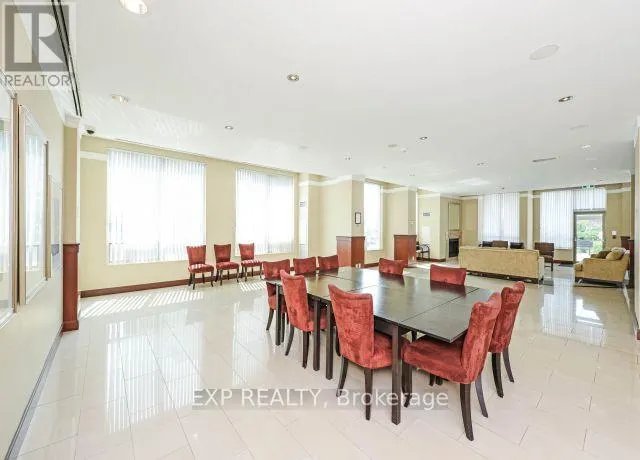 904 - 1359 RATHBURN ROAD E