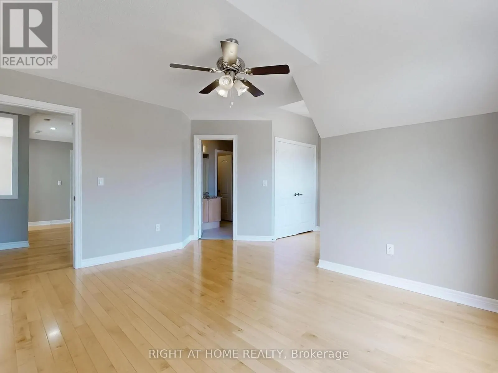 3585 STONECUTTER CRESCENT