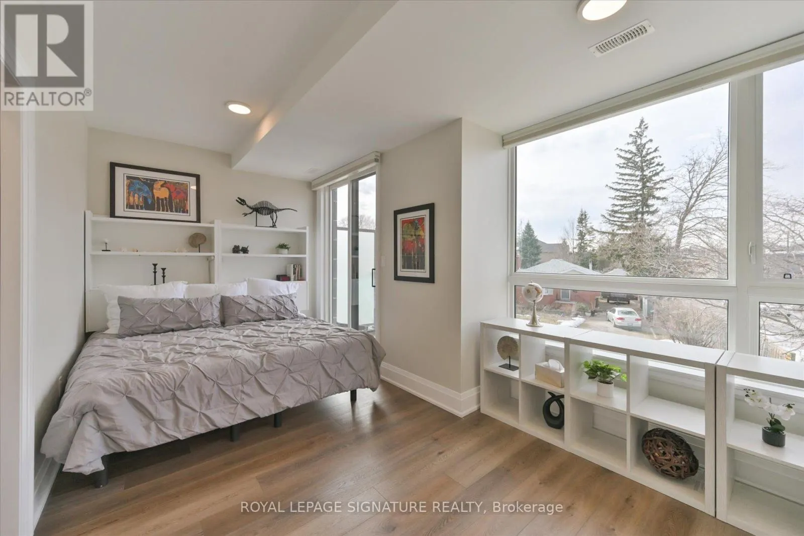 1 - 115 HIGH STREET W