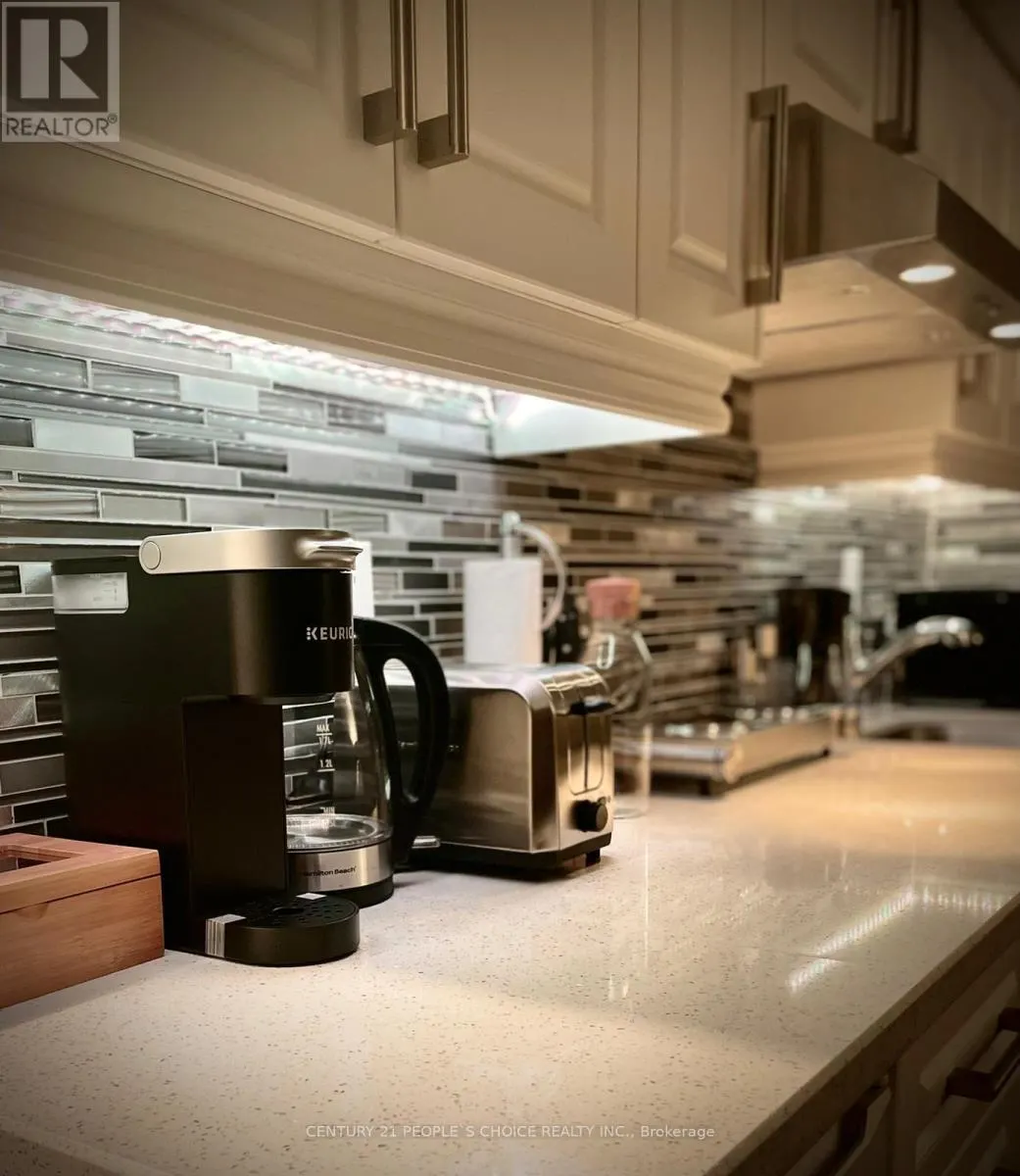 BSMT - 657 THOMPSON ROAD S