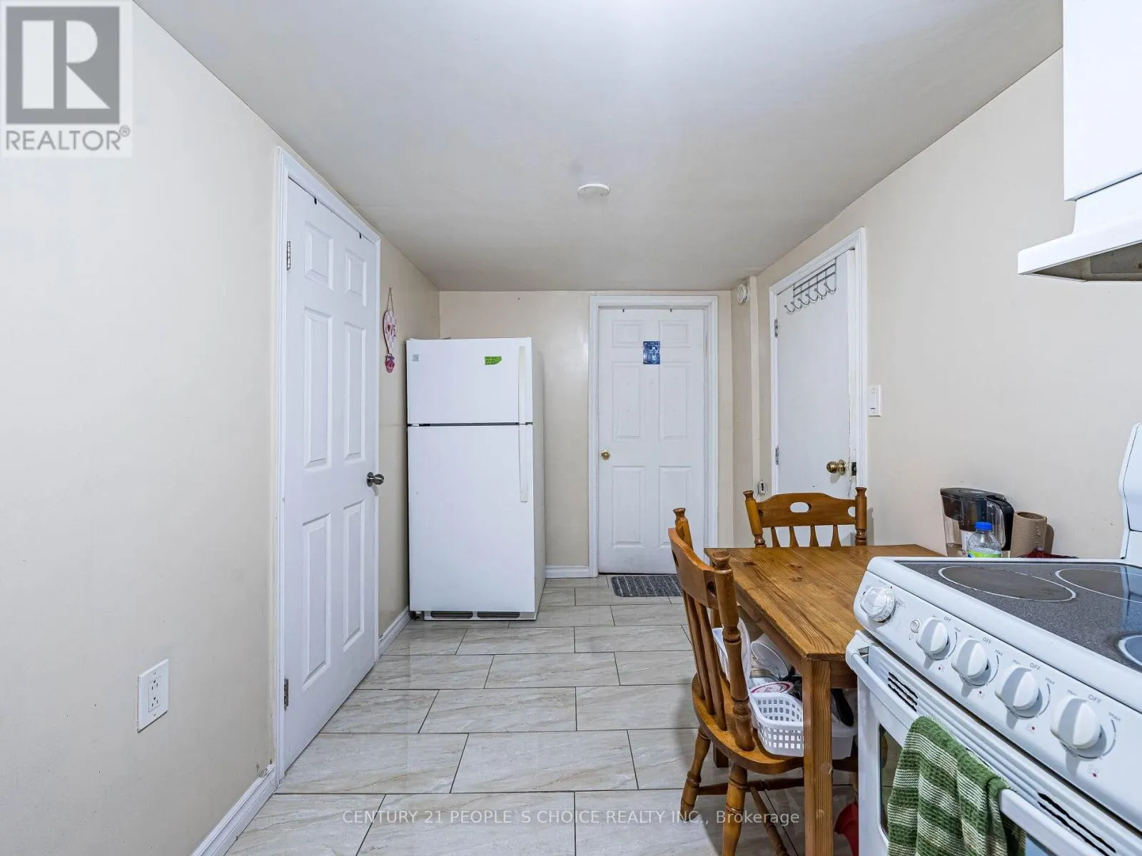 2 - 242 JOHN GARLAND BOULEVARD