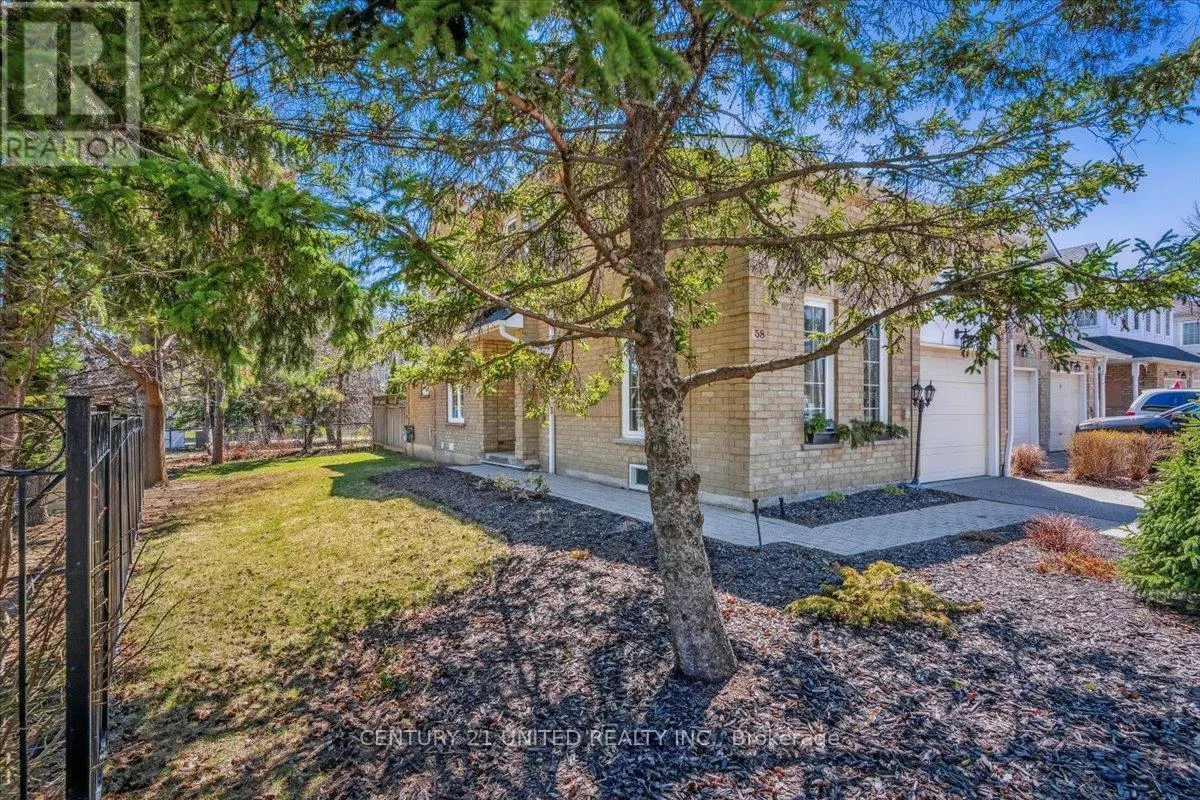 58 - 58 HEATHCLIFFE SQUARE, #58