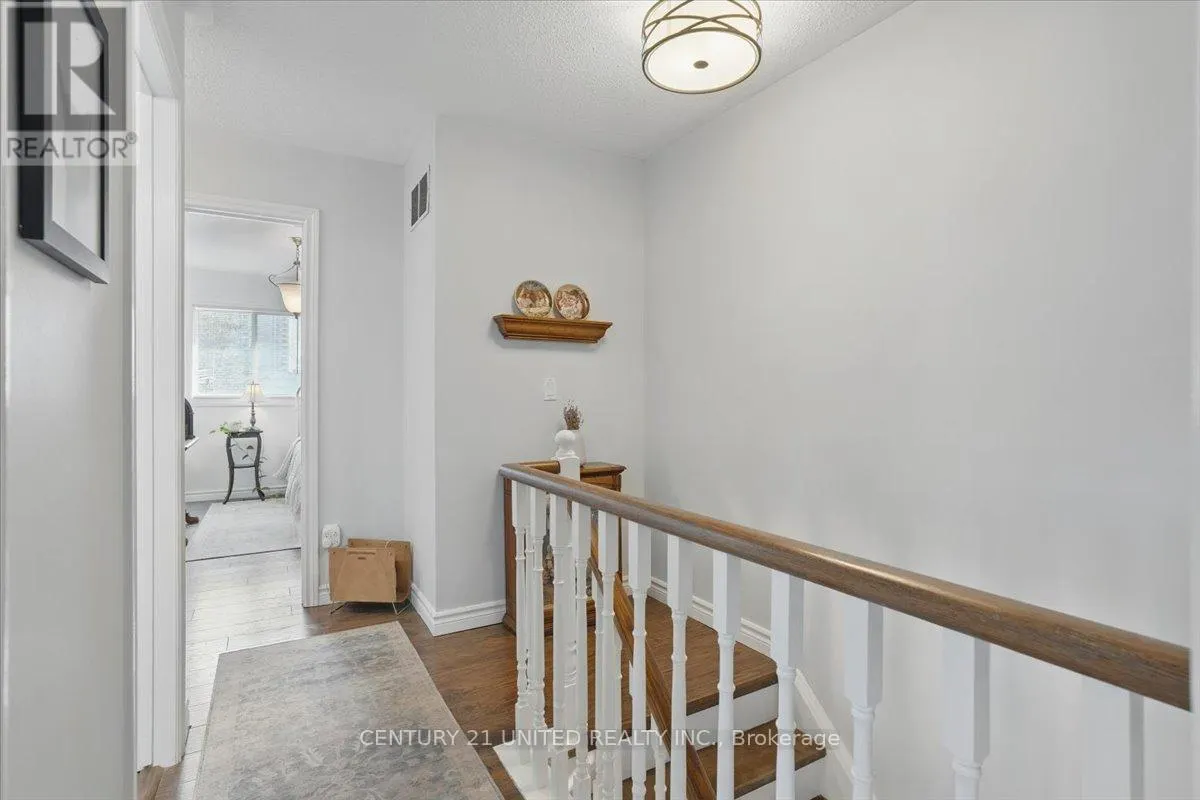 58 - 58 HEATHCLIFFE SQUARE, #58