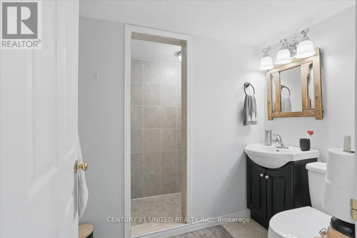 58 - 58 HEATHCLIFFE SQUARE, #58