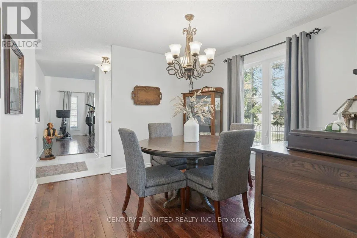 58 - 58 HEATHCLIFFE SQUARE, #58